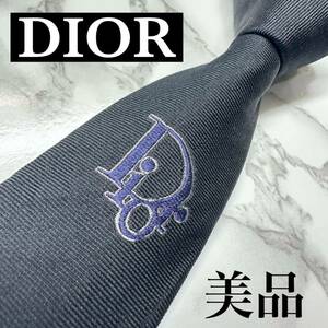 美品 現行タグ レア DIOR ネクタイ シルク91% ワンポイント ソリッド CDプレート ナロータイ ブランドロゴ 刺繍 ブラック