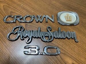 トヨタ CROWN エンブレム 旧車 JZS155 JZS145 15クラウン 14クラウン 13クラウン ロイヤルサルーン 3.0 ピラーエンブレム