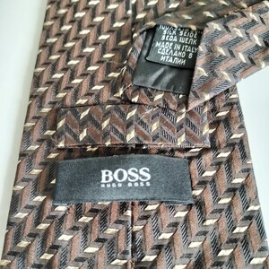 HUGO BOSS (ヒューゴボス)黒ブラウン波ストライプネクタイ