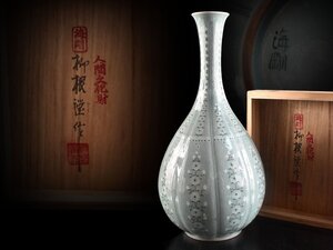 【雲】韓国人間文化財 柳海剛(柳根瀅) 高麗青磁 花象嵌細密絵付花瓶 高さ34cm 共箱 古美術品(中国朝鮮美術)AY2824 OT9tge7