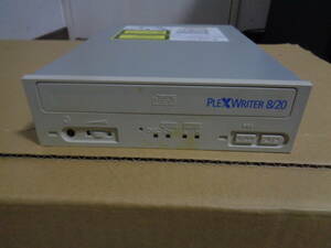 PLEXTOR（プレクスター）製 PX-R820Ti 内蔵SCSI-2 CD-Rドライブ