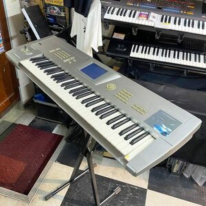 KORG TRINITY plus シンセサイザー