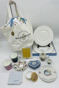 【い-6-21-100】WEDGWOOD 色々 まとめ ワイルドストロベリー 写真立て バッグ 食器 皿 ハンカチ コップ 小物入れ 未使用/中古品