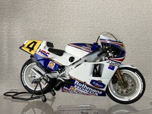 1/12スケール　ホンダNSR500 1986年　プラモデル完成品　#4 ガードナー