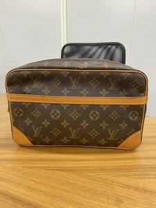 ルイ・ヴィトン モノグラム コンピエーニュ Louis Vuitton 　 廃盤モデル 中古品になります