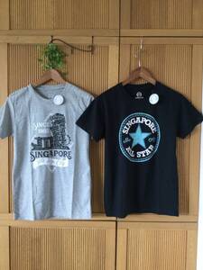 タグ付未使用新品★シンガポール土産　Tシャツお得な2枚セット　(Sサイズお土産マーライオン子供男女兼用ブラック黒グレー