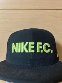 NIKE F.C. キャップ 黒 黄緑刺繍