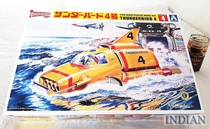 ◇12 アオシマ【1/48 No.4 電動走行・サンダーバード４号】