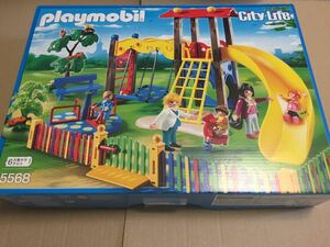 プレイモービル CityLifeアスレチック広場セット 5568 playmobil 公園　こども　親子　家族　すべり台　ブランコ　遊具