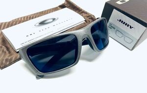 美品!! レア!! OAKLEY JURY Distressed Silver / Ice Iridum 004045-03 オークリー ジュリー アルミニウム アーカイブ ビンテージ 箱付き