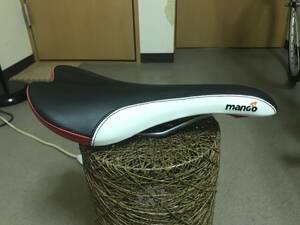 MANGO BIKES サドル