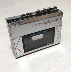 ソニー SONY ウォークマン ポータブルカセットプレーヤー WALKMAN WM-R55 昭和レトロ カセットレコーダー メタルギア メタルギアソリッド