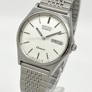 SEIKO Chronos 腕時計 デイデイト クォーツ quartz シルバー 銀 8123-6130 セイコー Y971