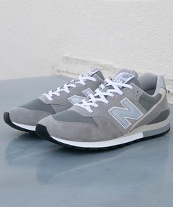 「New Balance」 ローカットスニーカー 23.0cm グレー レディース