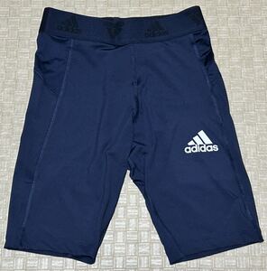 adidas・TECHFIT SHORT TIGHTS アディダス スポーツ タイツ テックフィット ショート タイツ・L サイズ・新品