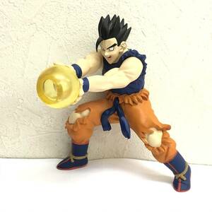 フィギュア 「ドラゴンボールZ：青年 孫悟飯 かめはめ波ポーズ」 高さ：約13cm 動作未確認 パーツ不足品 中古