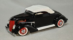 ダンバリーミント製1/24　1936 FORD HOT ROD