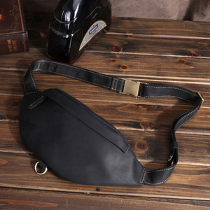 高級 ボディーバッグ 本革 牛革メンズ レザー ショルダーバッグ 斜めがけ ワンショルダー 鞄 カバン 多機能　大容量 　黒
