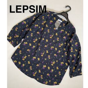 未使用　LEPSIM ブラック　7部袖カットソー　花柄　M