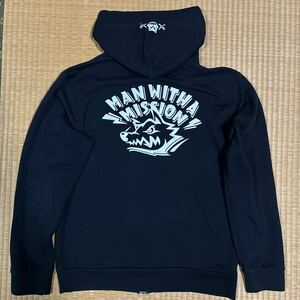 MAN WITH A MISSION フード&バクプリ入り ロゴ スウェット ZIP パーカー 黒L レア マンウィズ