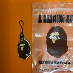 新品　未使用　A BATHING APE アベイシングエイプ 大猿ヘッド携帯クリーナー　キーホルダー