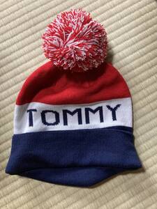 トミーヒルフィガー　TOMMY HILFIGER ニット帽　ポンポン付き　新品未使用品　タグなし