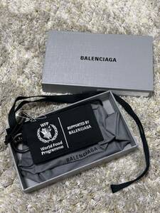 新品　バレンシアガBalenciaga WFPコラボ ナイロンキカードケース