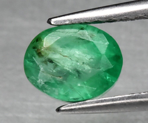 ♪【激安】証明”Tag”付き天然オーバルカット エメラルド0.78ct ザンビア【16】