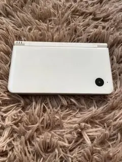 Nintendo DSi 本体 白