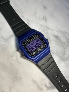 ★新品★カスタム！【送料無料】CASIO F-91W ブルーベゼル パープル液晶カスタム　チープカシオ カスタム　タイメックス ALBA 好きにも！