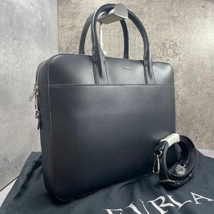 【新品 未使用】フルラ FURLA ブリーフケース ビジネスバッグ A4 PC シボ革 オールレザー ロゴメタル 2way ショルダー 大容量 メンズ