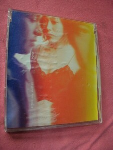 送料無料 ＵＳＥＤ globe biting her nails シングルCD