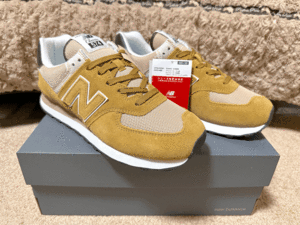 送料無料 国内正規品 New Balance U574OS2 US9.5 27.5cm マスタード×ブラウン×オフホワイト M574限定モデル 新品 NB スエード スニーカー