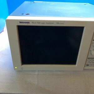 TLA714 Tektronix ロジックアナライザ