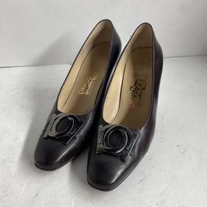 Salvatore Ferragamo パンプス 25cm 《F23》