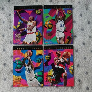 HOOPS 1995 ☆ CRUNCHERS 4枚セット ☆ CLYDE DREXLER , JAMAL MASHBURN , ISIAH RIDER , ROD STRICKLAND ☆ NBA カード 