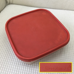 保存容器「タッパーウェア:Tupperware」汚れや傷・匂い・亀裂あり 高さ：約6cm レトロ ビンテージ調