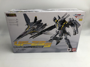 【未開封品】 DX超合金 VF-25S メサイアバルキリー (オズマ・リー機) リニューアルVer.