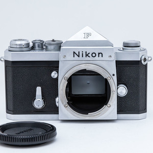 Nikon F アイレベル シルバー　【管理番号007236】