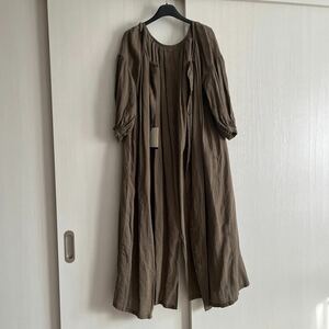 新品タグ付き　完売品　plage シャツワンピース　春秋羽織コート　麻100% 税抜¥26000