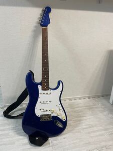 Fender STRATOCASTER