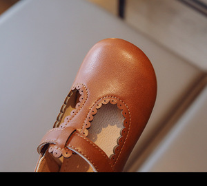 子供靴　2024春　女の子　　カジュアル　シングルシューズ　姫靴　ダンス靴ファッション　　 QLZ189 -2
