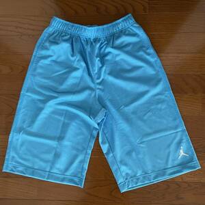 ★78 新品 タグ付き NIKE ハーフパンツ XL 160cm〜170cm 水色 アメリカ購入★ナイキ 短パン 速乾 ジャージ バスケット スポーツ 部活