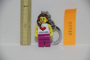 LEGOLAND ミニフィグ キーホルダー 中古 女性 I LOVE LEGOLAND 検索 レゴランド グッズ ＬＥＧＯ