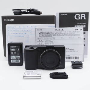 ★ショット数わずか598回・元箱付き新品級★ RICOH リコー GR IIIx デジタルカメラ #2523