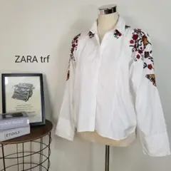 高感度ZARA trfフラワーモチーフ刺繍ドルマンスリーブシャツ海外M白花柄