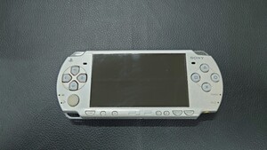 PSP-2000 PSP シルバー 動作確認済み SONY