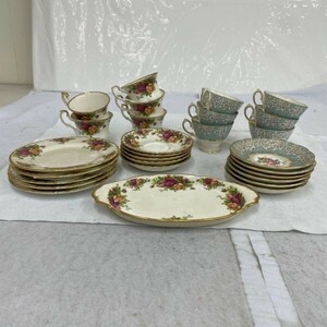 I729-K50-1239 ROYAL ALBERT ロイヤルアルバート Old Country Roses/Enchantment カップ＆ソーサー プレート 洋食器 大量まとめ 金彩 ⑦