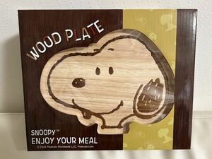 2個あります☆未使用☆スヌーピー SNOOPY／ウッドプレート／木のお皿、食器／ピーナッツ PEANUTS