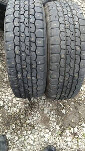 No4 中古タイヤ 205/65R16LT　 DL　SPLT21　送料込み 4本　ダンロップ スパイク